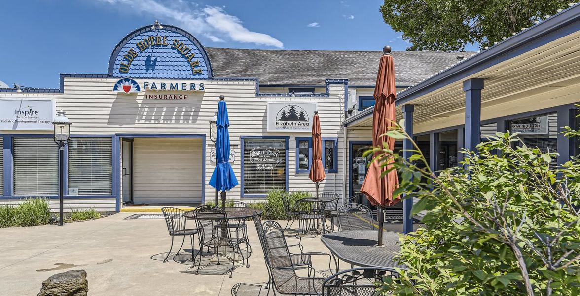 Small Town Mini Donuts building exterior