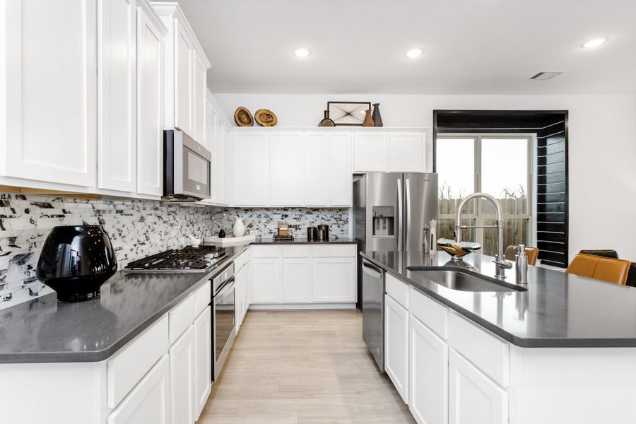 Image 9 of the Seabourne Landing community in Rosenberg, TX.