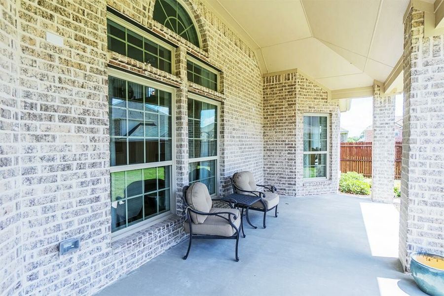 Image 18 of the Woods of Red Oak community in Red Oak, TX.