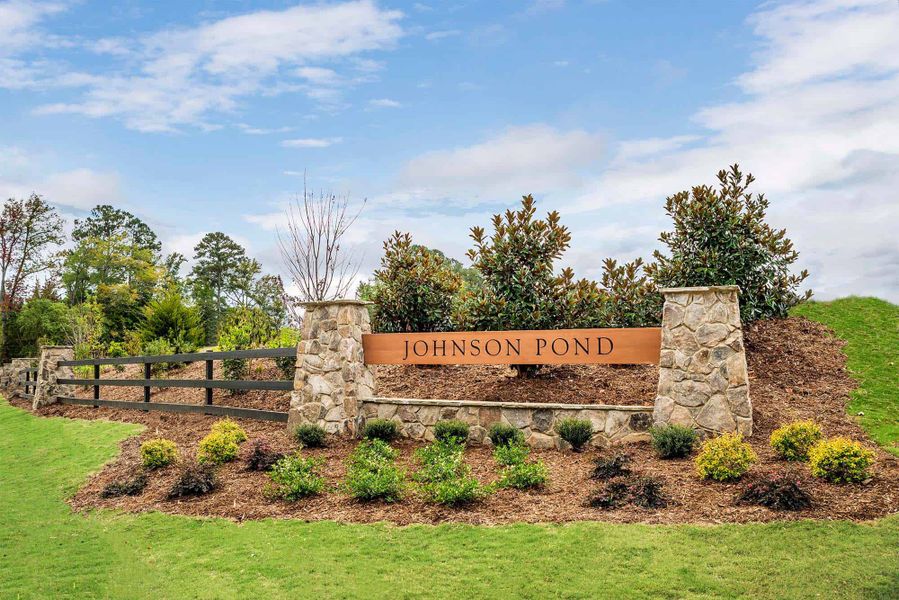 Image 55 of the Johnson Pond community in Fuquay Varina, NC. Image 55 of the Johnson Pond community in Fuquay Varina, NC.