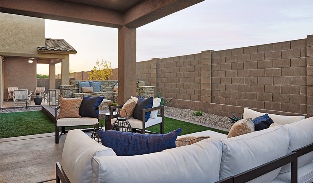 Exterior details of a home in Entrada La Coraza, Sahuarita (Image 2).
