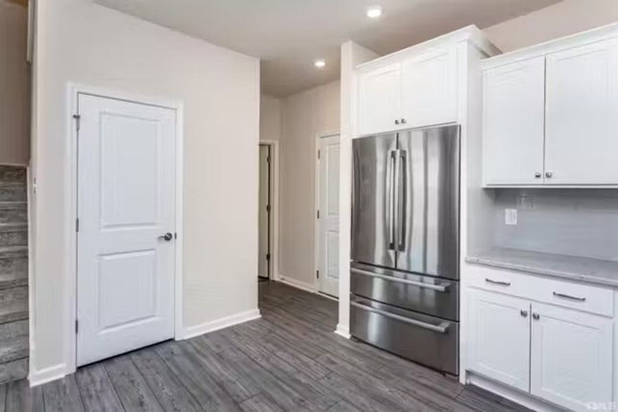 Image 25 of the Royal Creek community in Raleigh, NC.