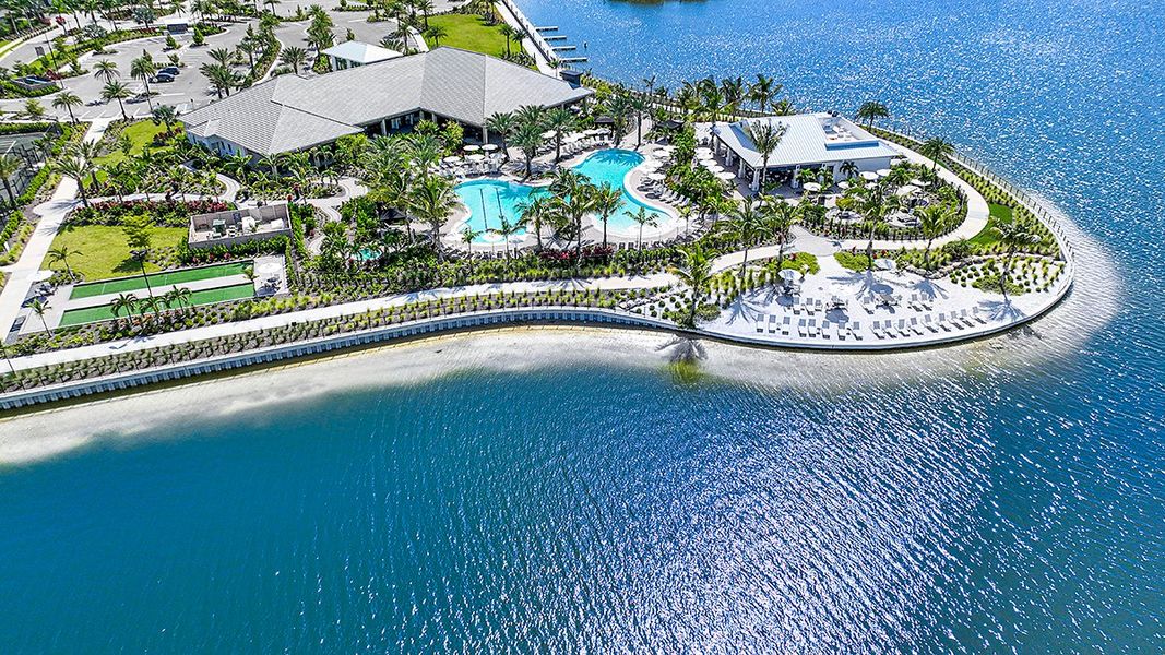 Community amenity available to residents of Esplanade Lake Club in Fort Myers (Image 2).