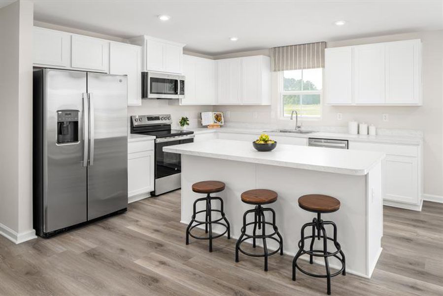 Options include up to 6 bedrooms, first floor guest suites, lofts, and studies.