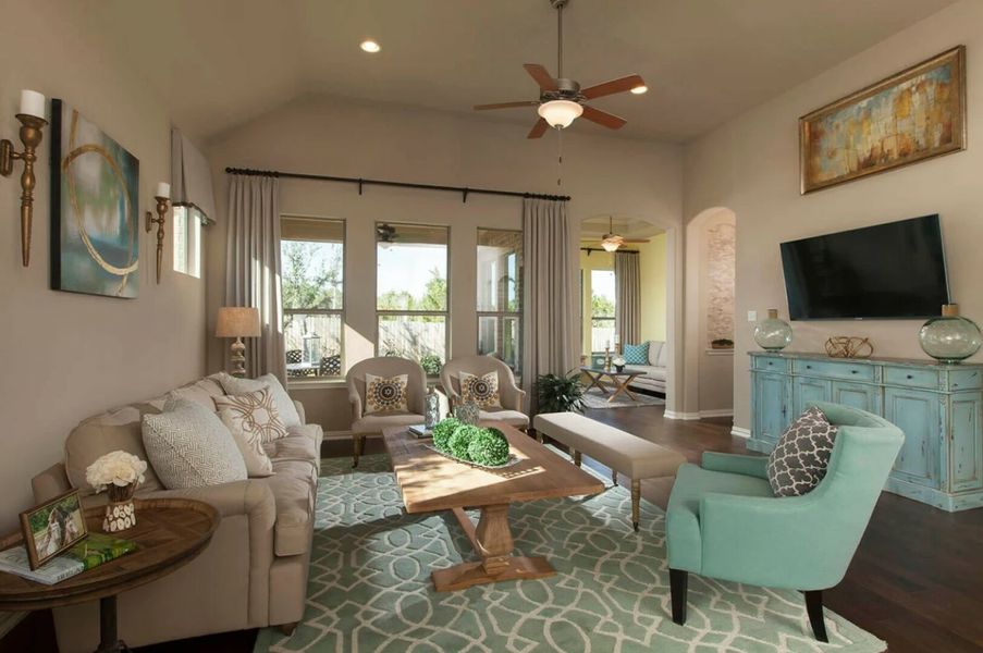 Image 6 of the Vista Ridge Estates community in Leander, TX.