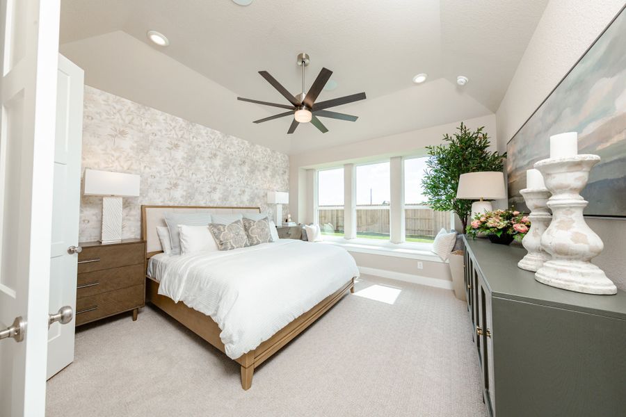 Furnished interior in a model home at Madeley Creek in Conroe (Image 8).