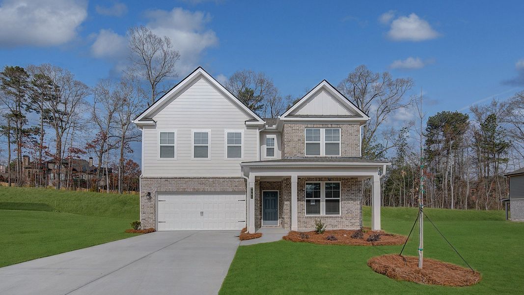 Front exterior of a home in the Hamilton Lakes community, located in Loganville, GA (Image 3).