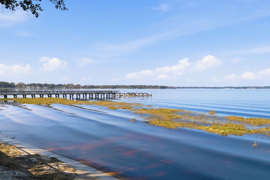 Natural surroundings and green spaces near Reflections at Olympus – Summit in Clermont, FL (Image 8). Natural surroundings and green spaces near Reflections at Olympus – Summit in Clermont, FL (Image 8).