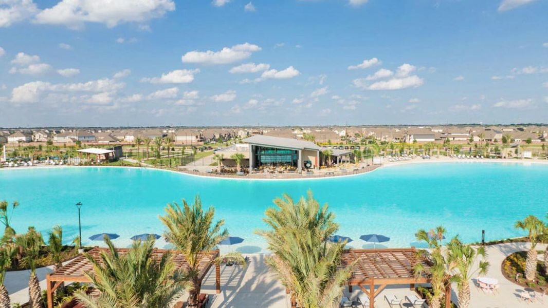 Community amenity available to residents of Sunterra in Katy (Image 10).