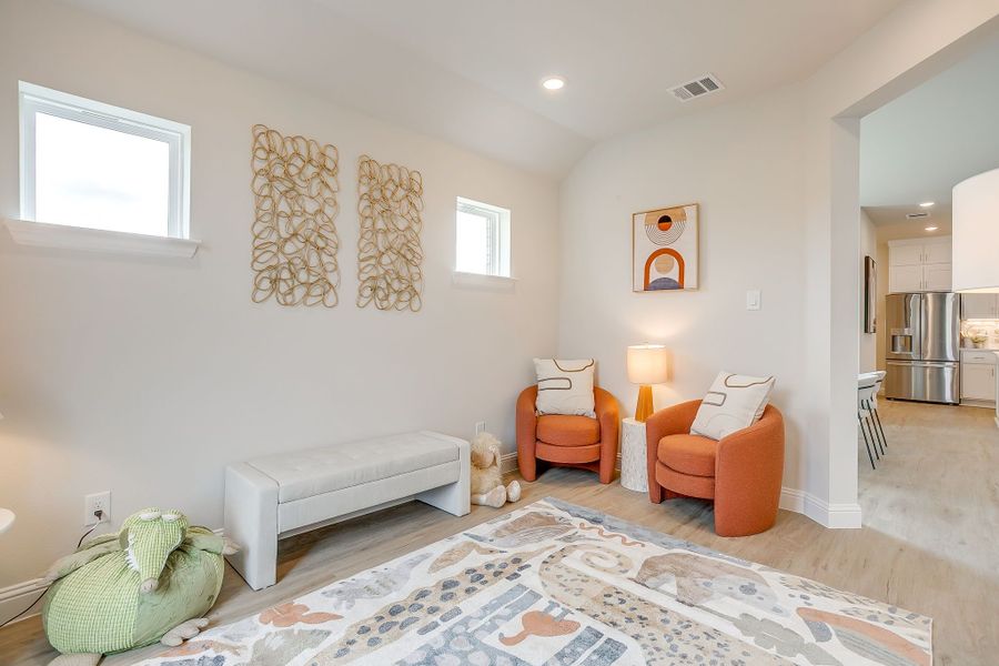 Furnished interior in a model home at Creekside in Royse City (Image 109).