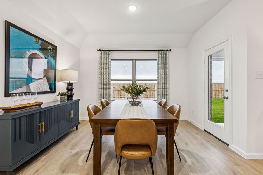 Furnished interior in a model home at Sunterra Lakes in Brookshire (Image 8). Furnished interior in a model home at Sunterra Lakes in Brookshire (Image 8).