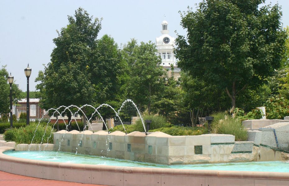 Close to Downtown Murfreesboro Close to Downtown Murfreesboro