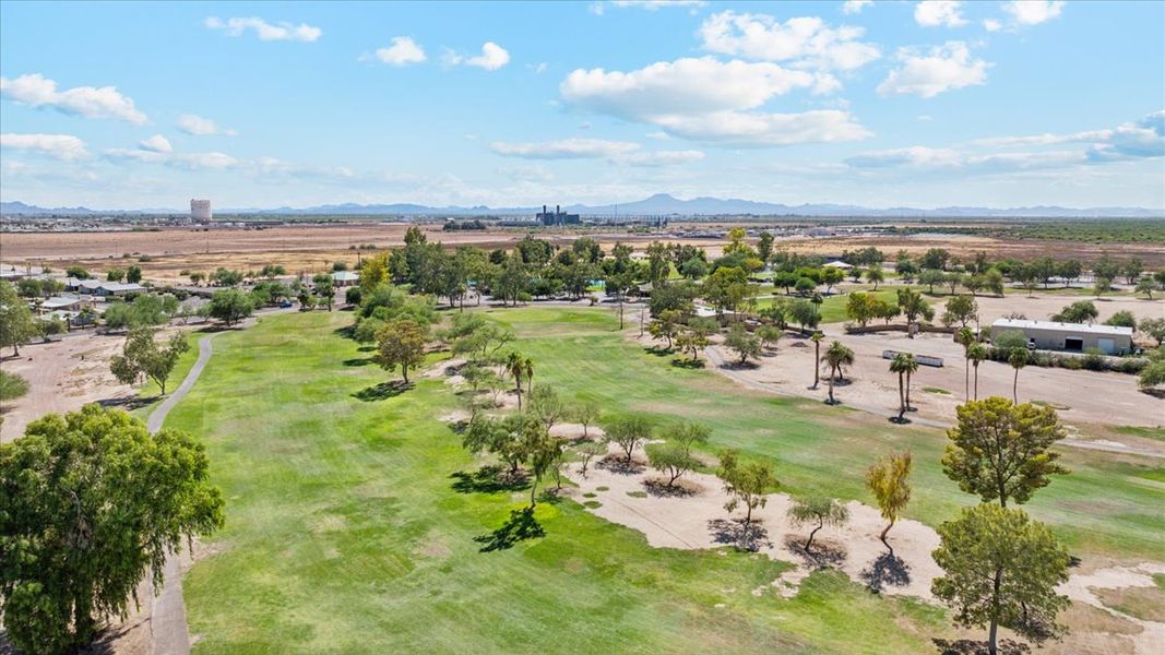 Natural surroundings and green spaces near Carlton Commons in Casa Grande, AZ (Image 26).