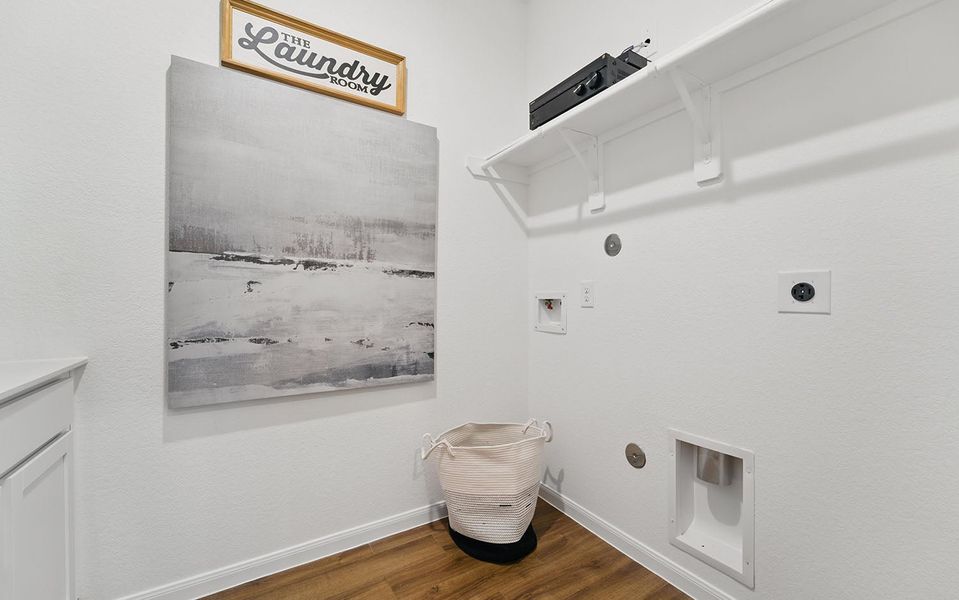 Furnished interior in a model home at Windrose Green in Angleton (Image 76).