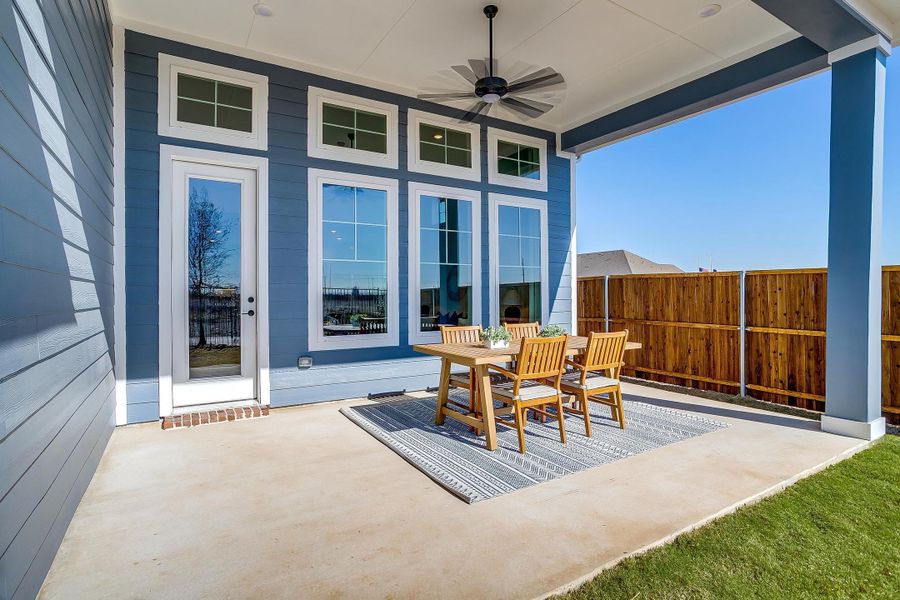 Furnished interior in a model home at MidTowne in Midlothian (Image 50).