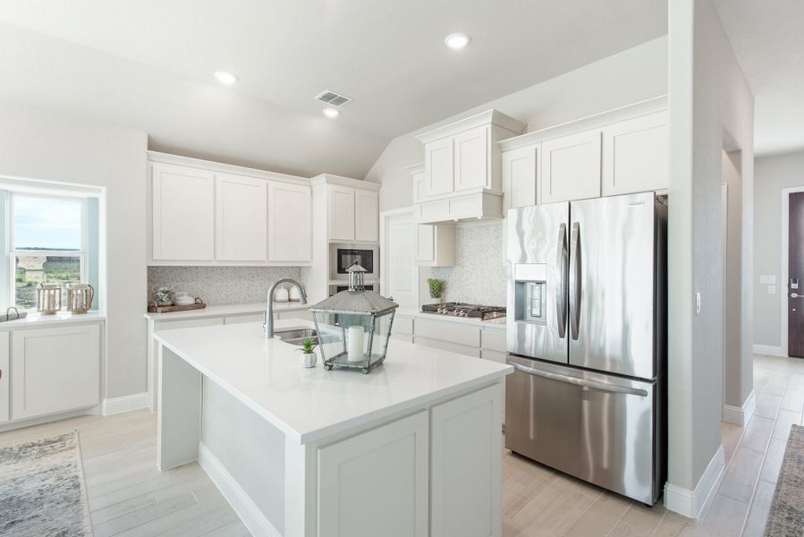 Kitchen. Sunset Ridge New Homes in Alvarado, TX