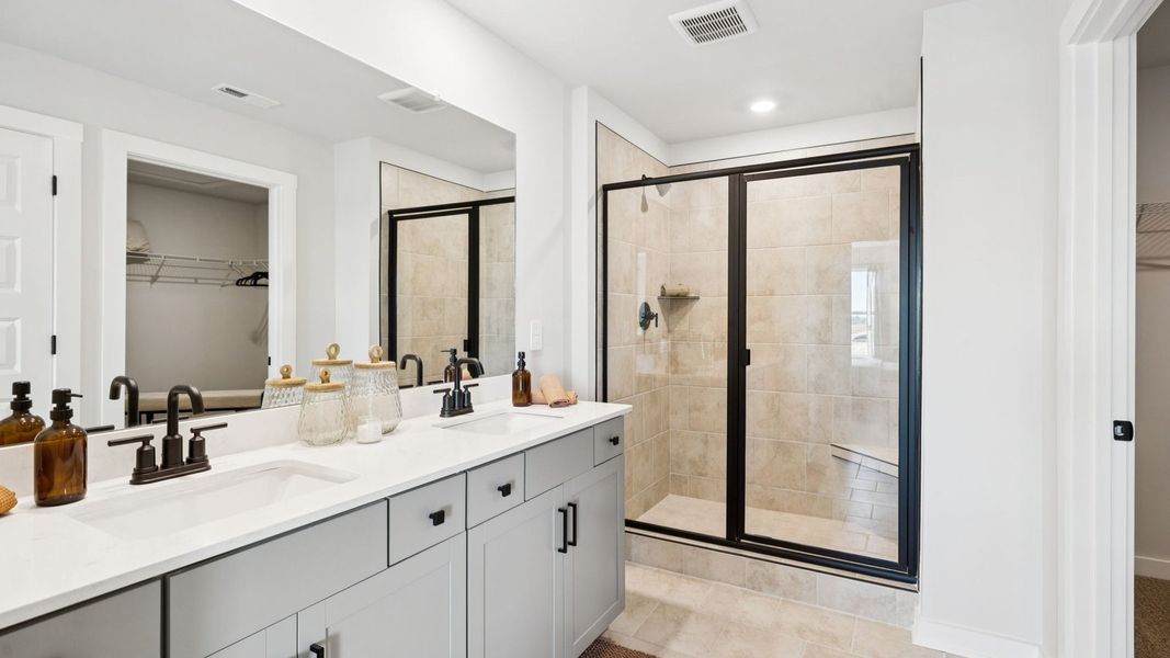 Furnished interior in a model home at Harvest Point in Spring Hill (Image 83).