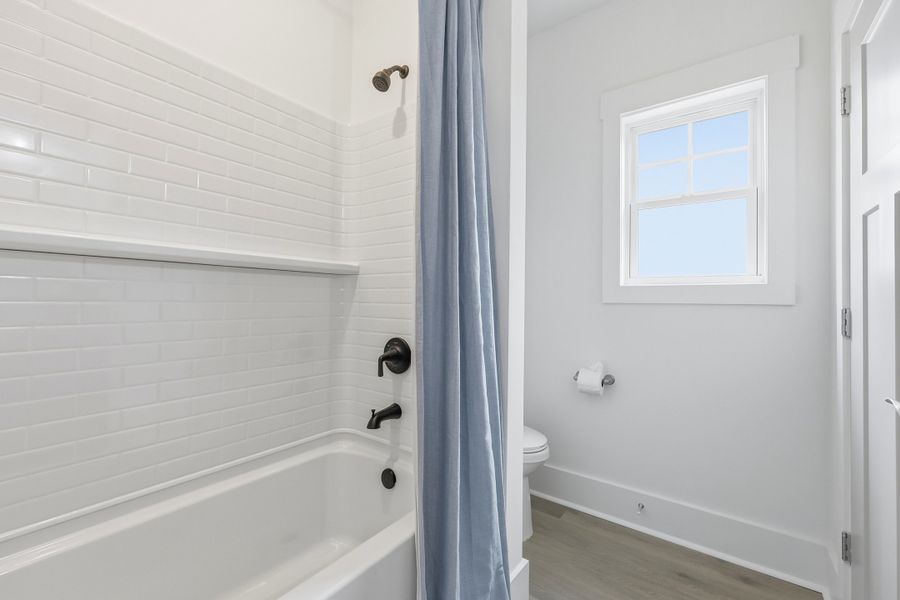 Carolyn II - Primary Bath