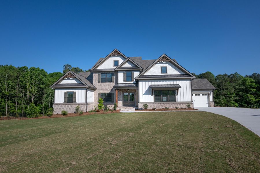 Front exterior of a home in the Stonegate community, located in Monroe, GA (Image 11).