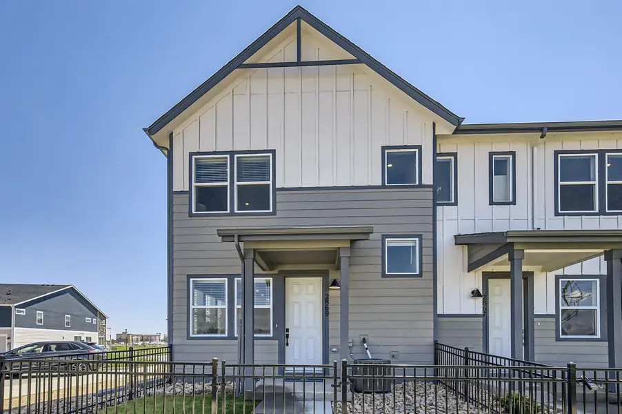 New Homes in Longmont, CO.  - Slide 16