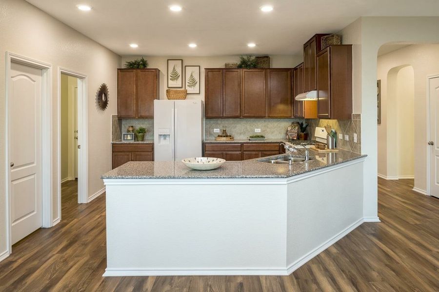 Image 5 of the Mason Hills - The Lakes Classic Collection community in Leander, TX.