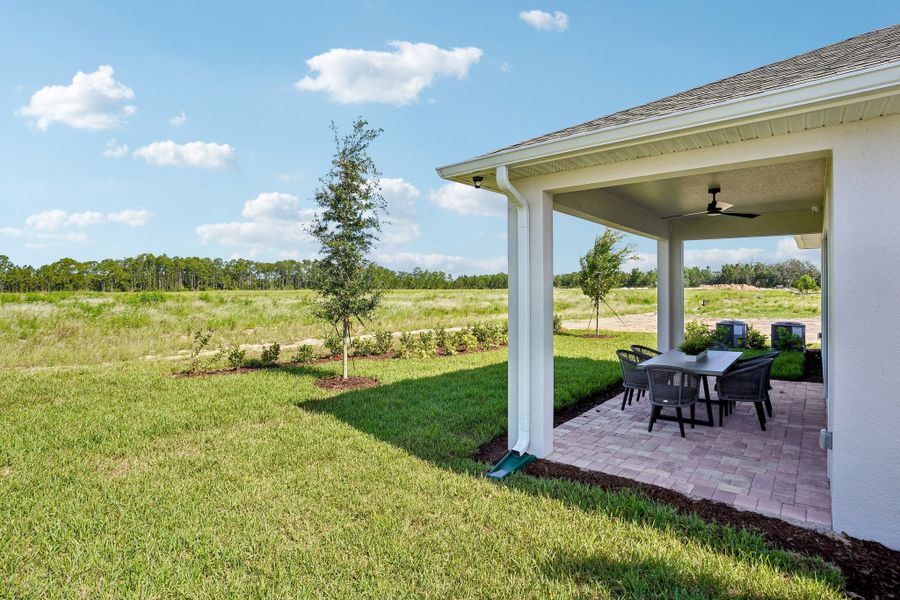 Exterior details of a home in Northlake at Ovation, Winter Garden (Image 8).