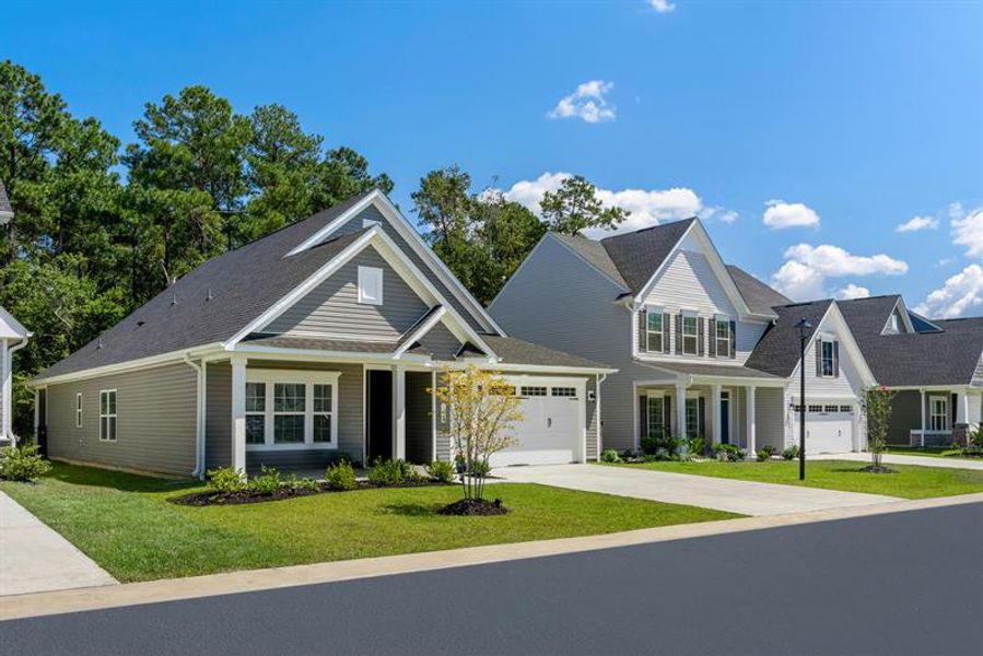 NEW SINGLE FAMILY HOMES WITH OVER 2,600 SQUARE FEET AND 5 BEDROOMS NEW SINGLE FAMILY HOMES WITH OVER 2,600 SQUARE FEET AND 5 BEDROOMS