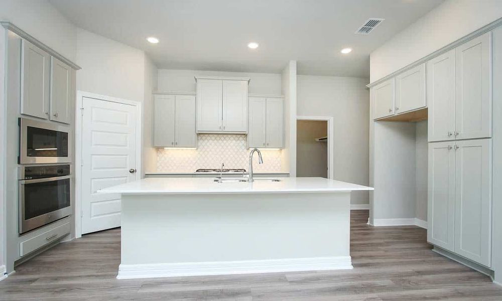Image 14 of the The Knoll at Hawks Landing community in Katy, TX.