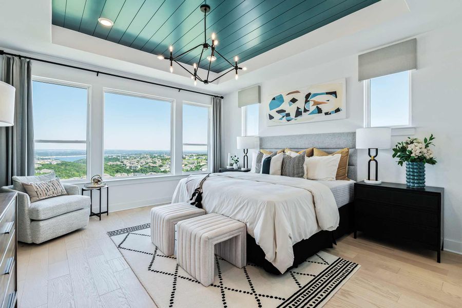 Furnished interior in a model home at The Point at Rough Hollow in Lakeway (Image 15). Furnished interior in a model home at The Point at Rough Hollow in Lakeway (Image 15).