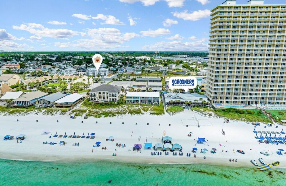 Condo located in Thomas Drive, Panama City Beach, highlighting architectural design (Image 3).