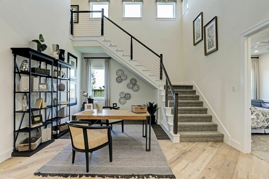 Image 4 of the Del Bello Lakes 70 Series community in Manvel, TX.