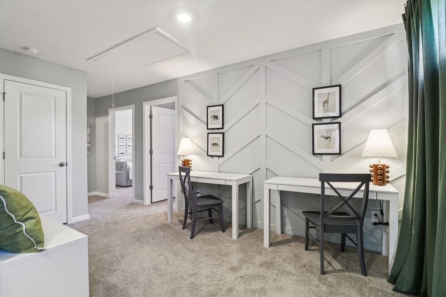 Versatile upper level flex space