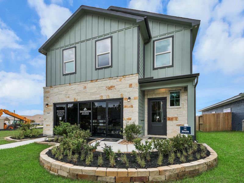 Front exterior of a home in the Robins Landing community, located in Houston, TX (Image 15). Front exterior of a home in the Robins Landing community, located in Houston, TX (Image 15).