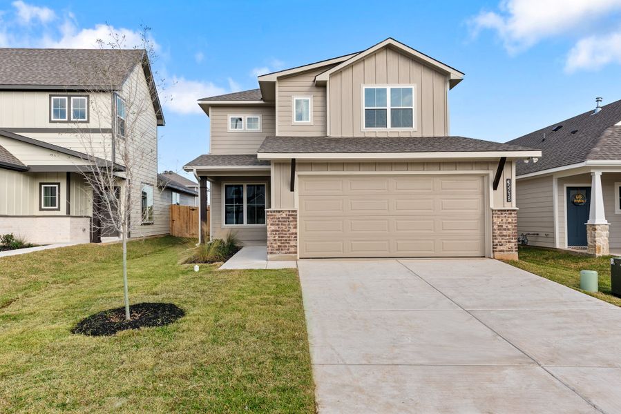 Front exterior of a home in the Hilltop Heights community, located in Waco, TX (Image 11).