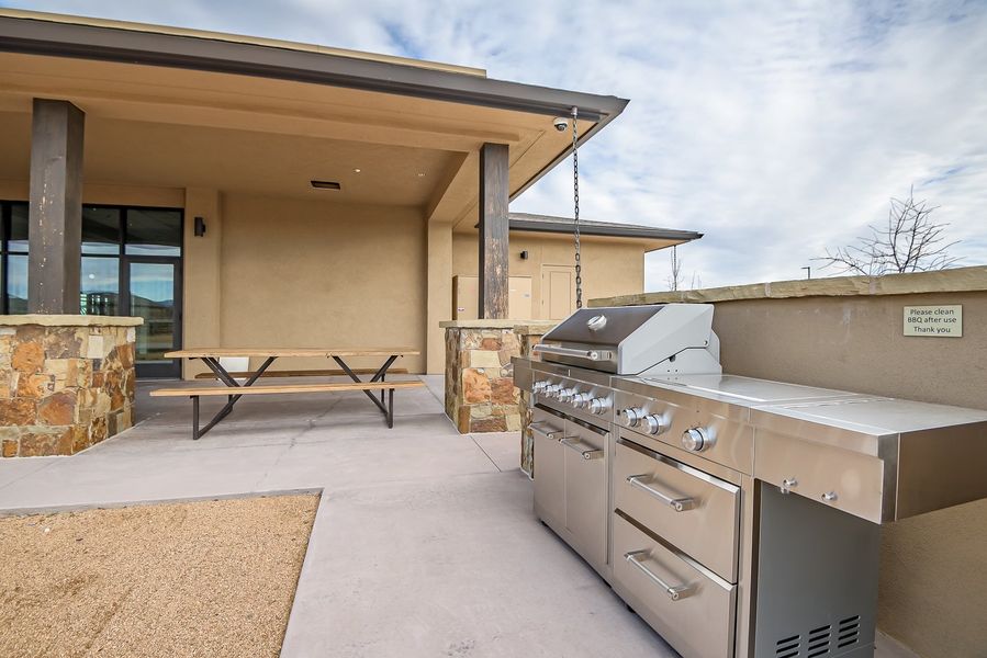 Image 21 of the Overlook at The Dells community in Prescott, AZ.