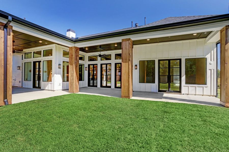 Exterior details of a home in Carlton Woods Village of Creekside Park, The Woodlands (Image 5). Exterior details of a home in Carlton Woods Village of Creekside Park, The Woodlands (Image 5).