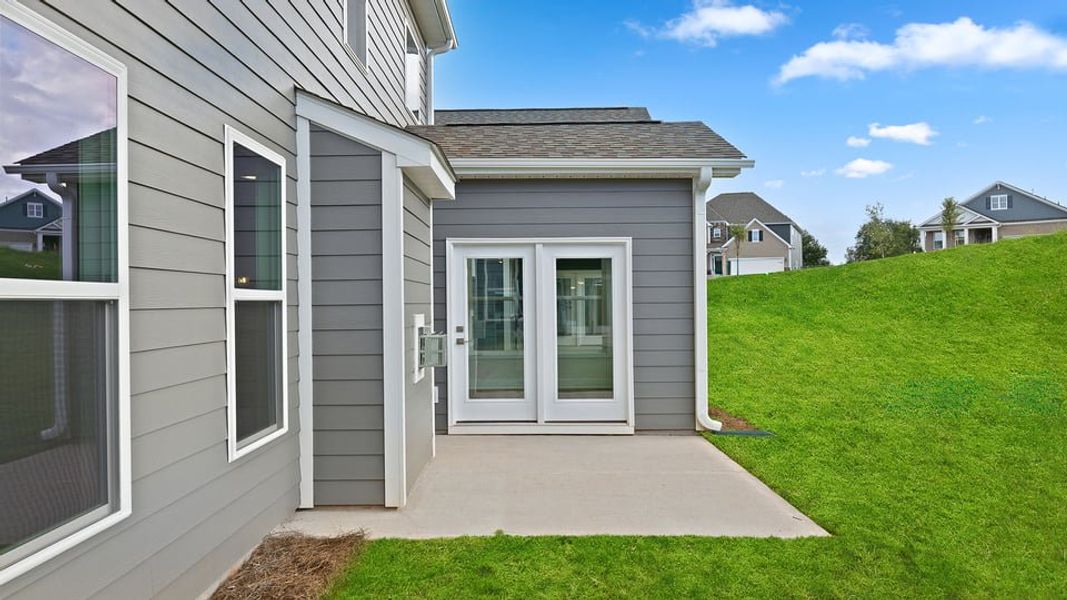 Exterior details of a home in Sunset Summits, Spartanburg (Image 3).