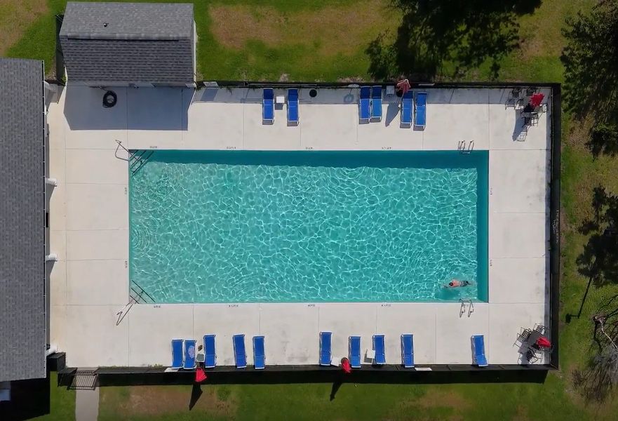 Deercreek at Wyboo Community Pool