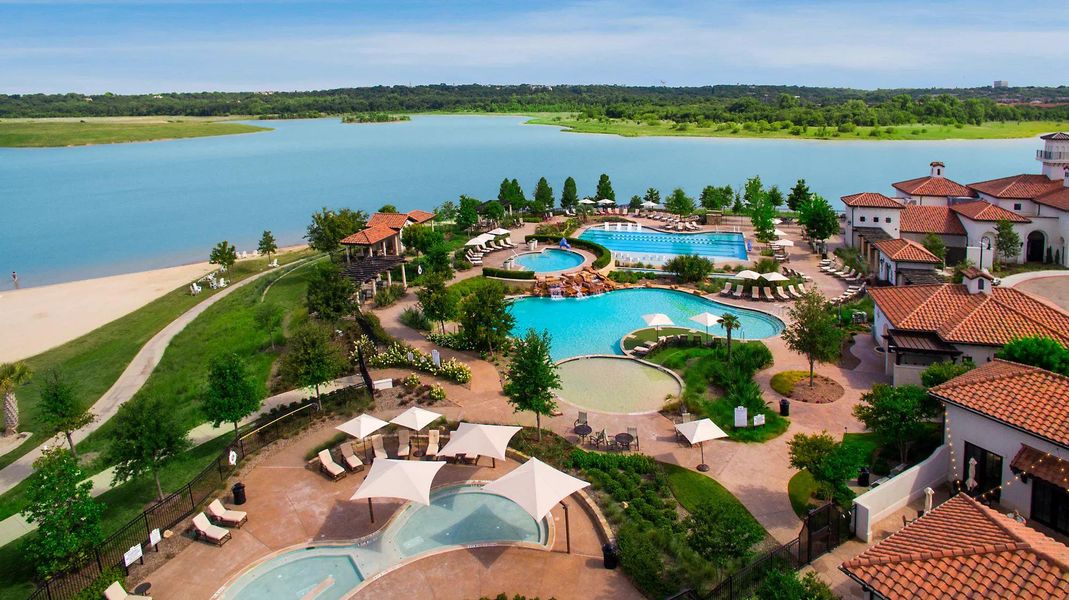 The Viridian Lake Club & Pools