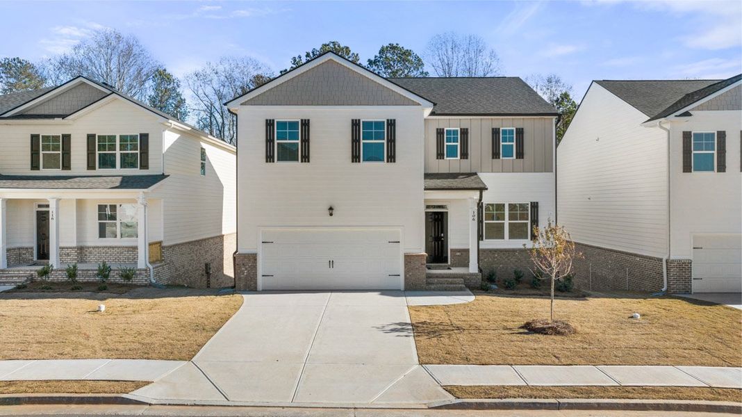 Front exterior of a home in the Twin Lakes community, located in Hoschton, GA (Image 5).