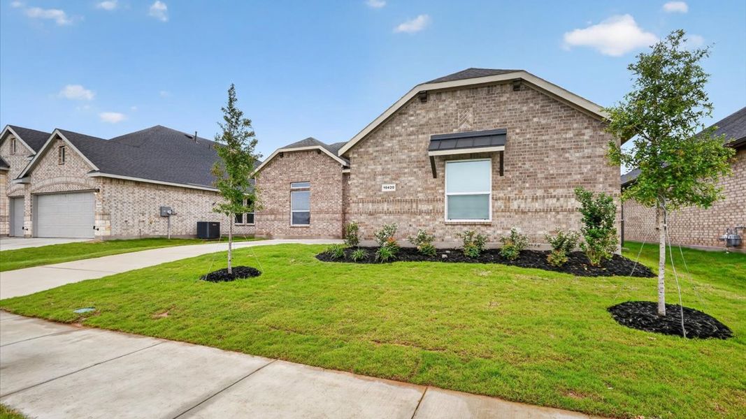 Front exterior of a home in the Eden Ranch community, located in Arlington, TX (Image 9). Front exterior of a home in the Eden Ranch community, located in Arlington, TX (Image 9).