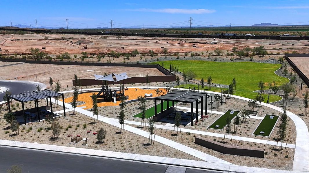 Community amenity available to residents of Upper Canyon in Phoenix (Image 18).