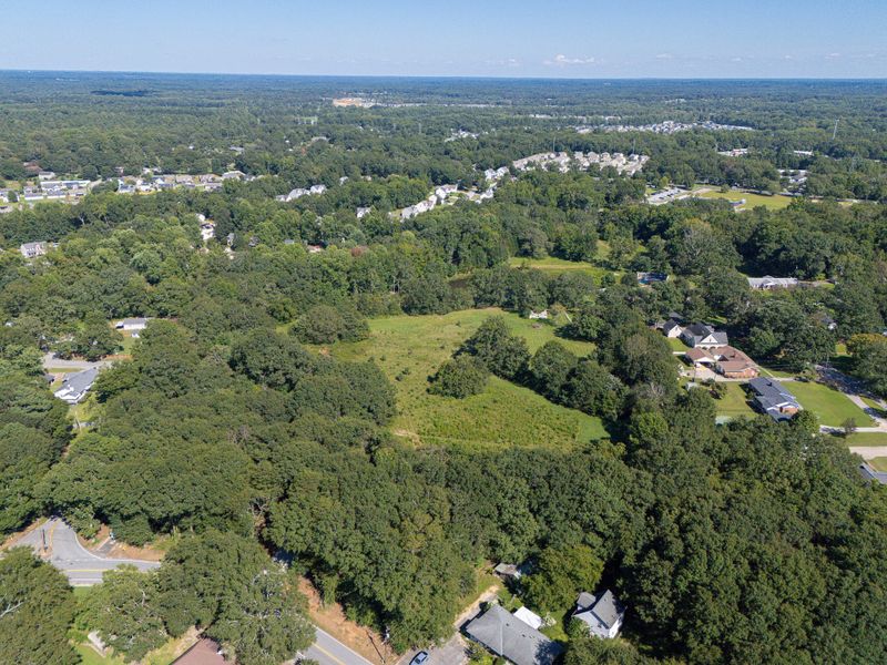 Image 25 of the Fountain Grove community in Fountain Inn, SC.