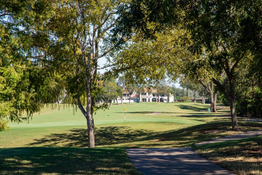 Golfer's will love living within close proximity to Sweetwater Country Club