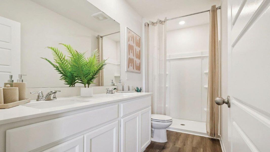 Furnished interior in a model home at Brentwood in Davenport (Image 28).