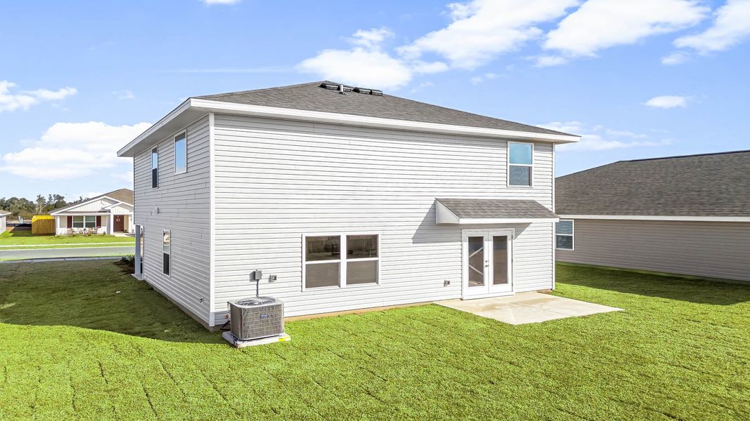 Exterior details of a home in Chateau Nemours, Port Saint Joe (Image 5).