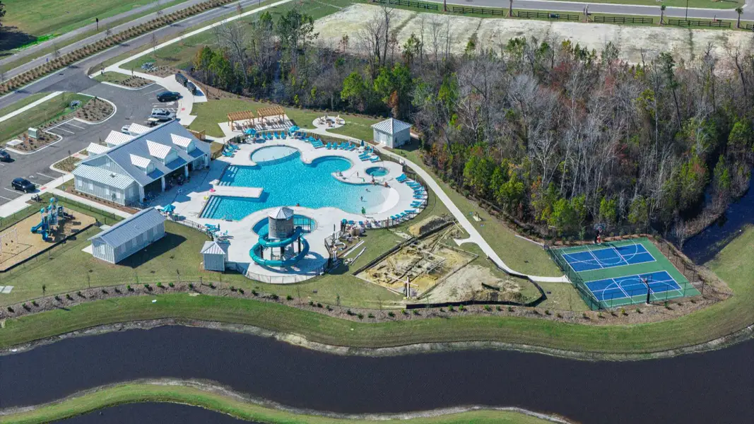 Community amenity available to residents of The Grove at Blake Farm in Wilmington (Image 3).