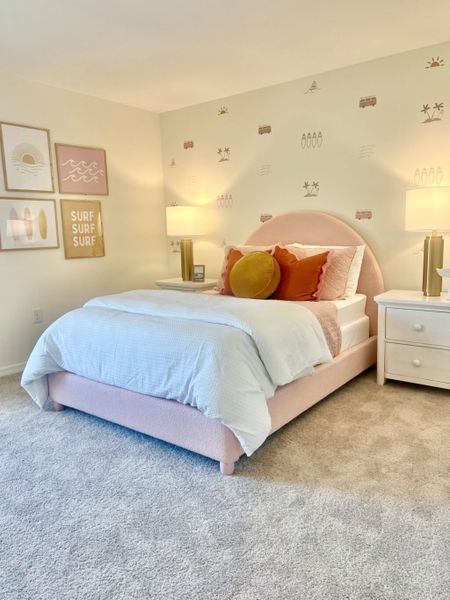 Furnished interior in a model home at Richmond Cove in Palm Bay (Image 31).