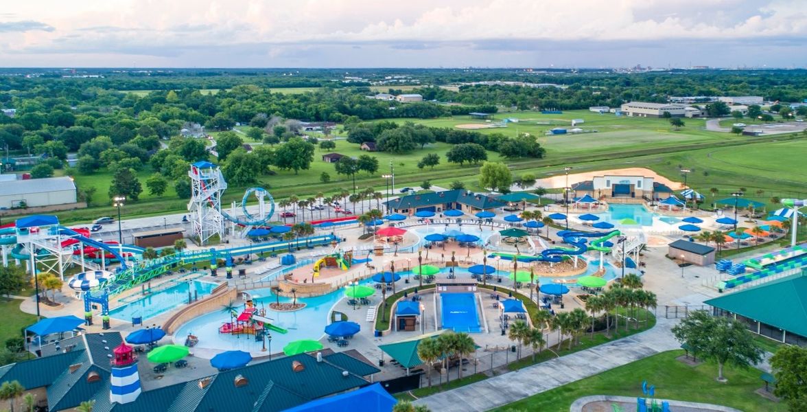Image 4 of the Burnet Fields at Baytown Crossings community in Baytown, TX.