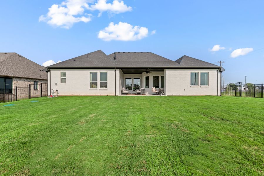Front exterior of a home in the Settlers Glen community, located in New Fairview, TX (Image 10). Front exterior of a home in the Settlers Glen community, located in New Fairview, TX (Image 10).